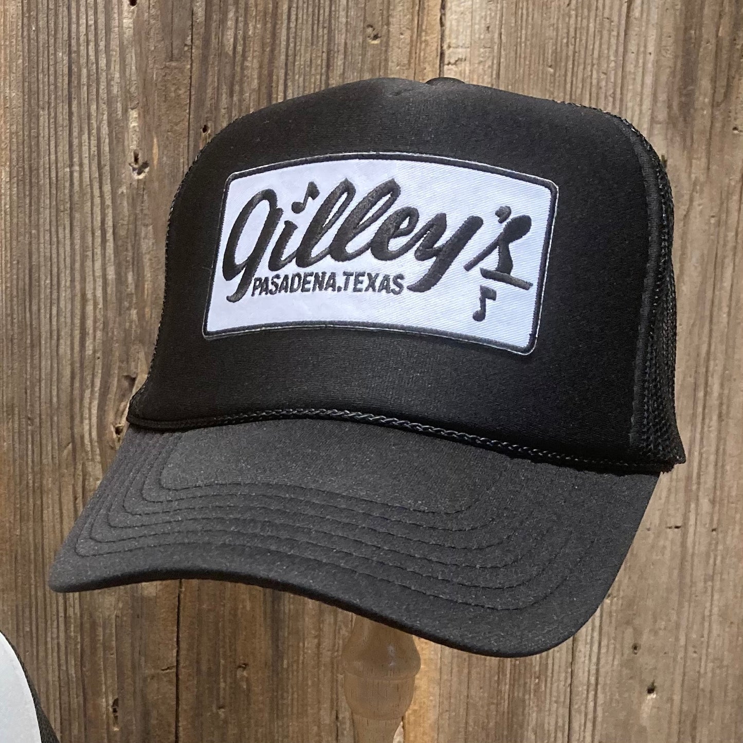 Gilley’s all black foam trucker hat with classic logo patch