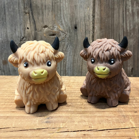 Sitting Highland Cow Squishy Toy